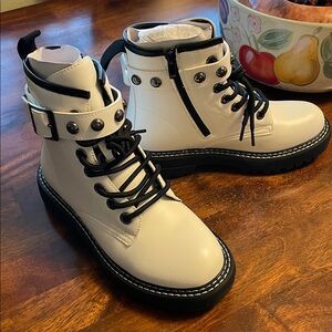 CUSHIONAIRE Dunes Cisco Stud Lace Up Combat Boot, Women’s 6M, White